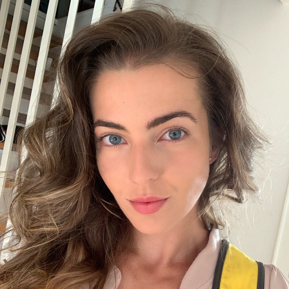 Meet your Posher, Maria